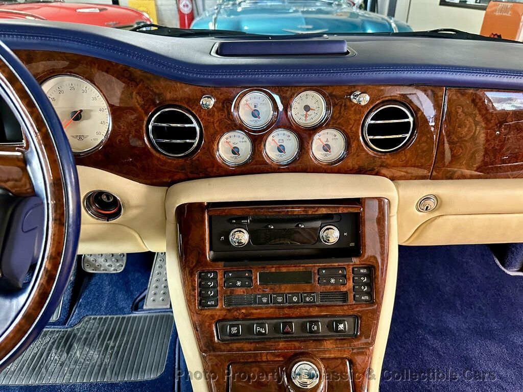 Bentley Arnage photo 18