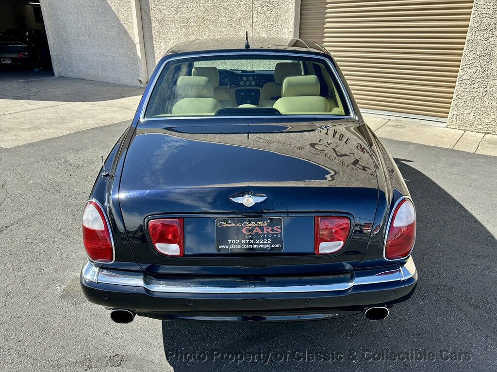 Bentley Arnage photo 7