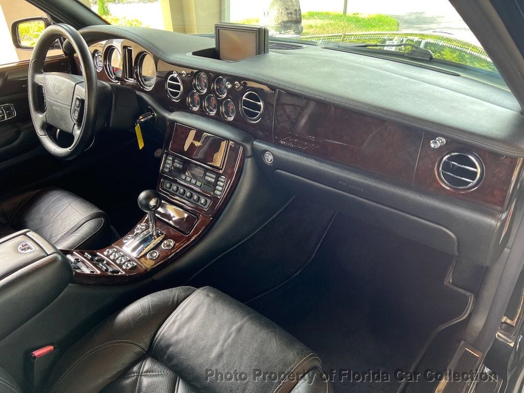 2003 Bentley Arnage Series T photo 38