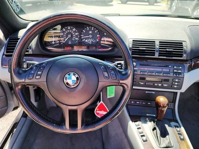 2003 BMW 3 Series 325Ci - 22909464 - 31
