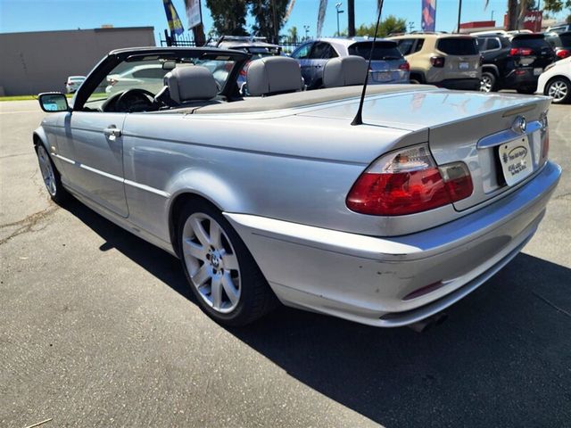2003 BMW 3 Series 325Ci - 22909464 - 5