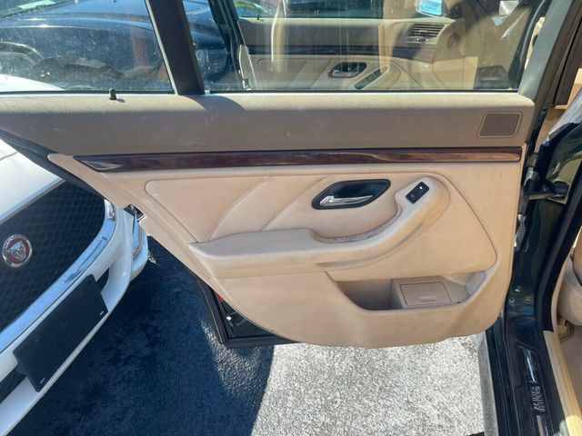 2003 BMW 5 Series 525iA - 22957063 - 19