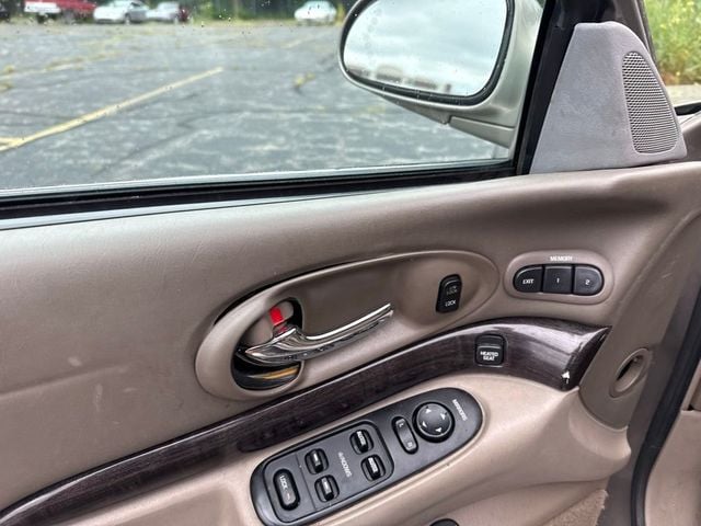 2003 Buick LeSabre 4dr Sedan Limited - 23067725 - 9