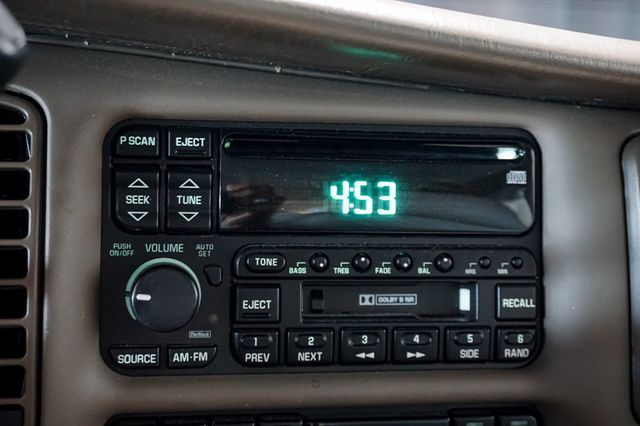 2003 Buick Park Avenue *Ultra Sedan* *3.8L V6 Supercharged* *HUD* *Low Miles* - 23052609 - 19