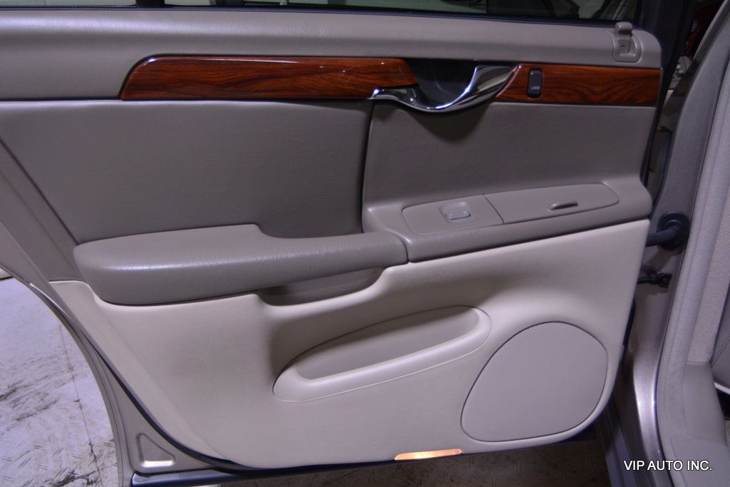 2003 Cadillac DeVille Base Trim - 22892225 - 6