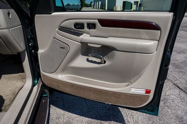 2003 Cadillac Escalade *Escalade AWD* *Only 8k Original Miles* *In The Wrapper* - 23059284 - 49