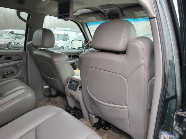 2003 Cadillac Escalade Sport Utility 4D - 22989303 - 26