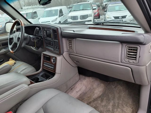 2003 Cadillac Escalade Sport Utility 4D - 22989303 - 28