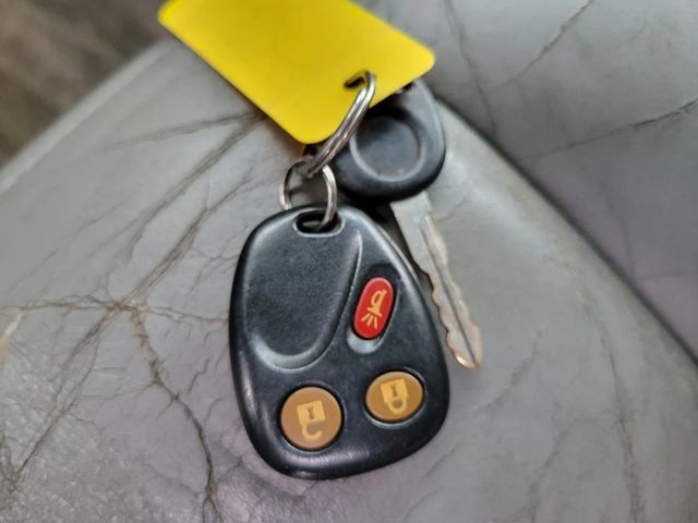 2003 Cadillac Escalade Sport Utility 4D - 22989303 - 35