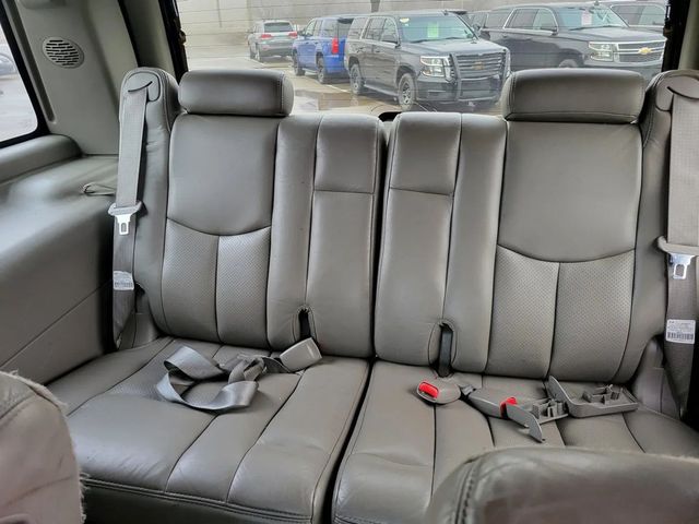 2003 Cadillac Escalade Sport Utility 4D - 22989303 - 5