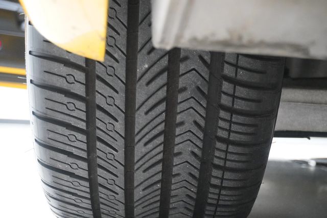 2003 Chevrolet Corvette 2dr Convertible - 22970828 - 27