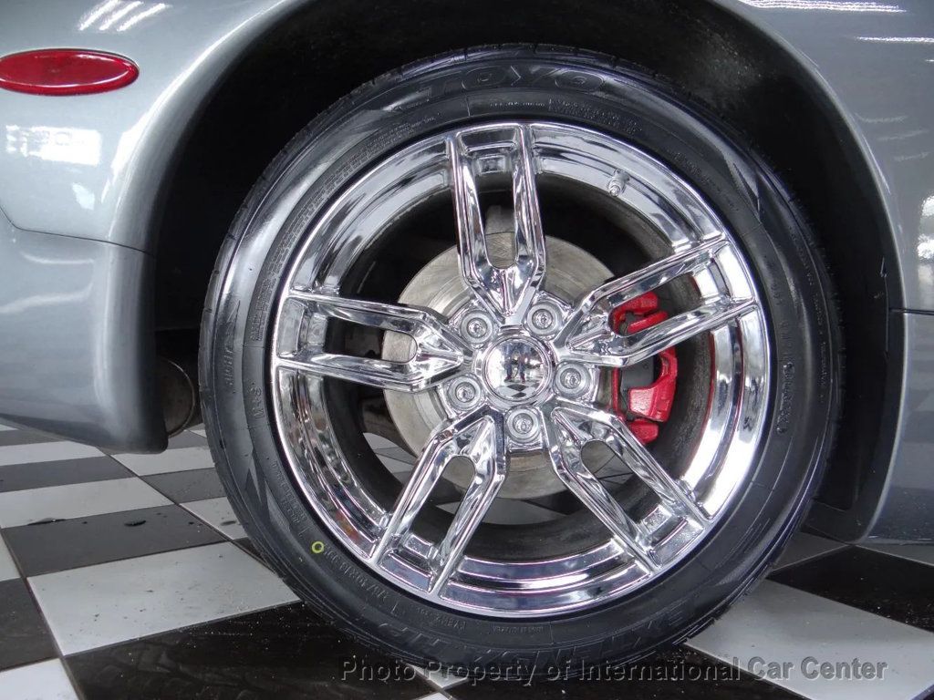 2003 Chevrolet Corvette photo 23