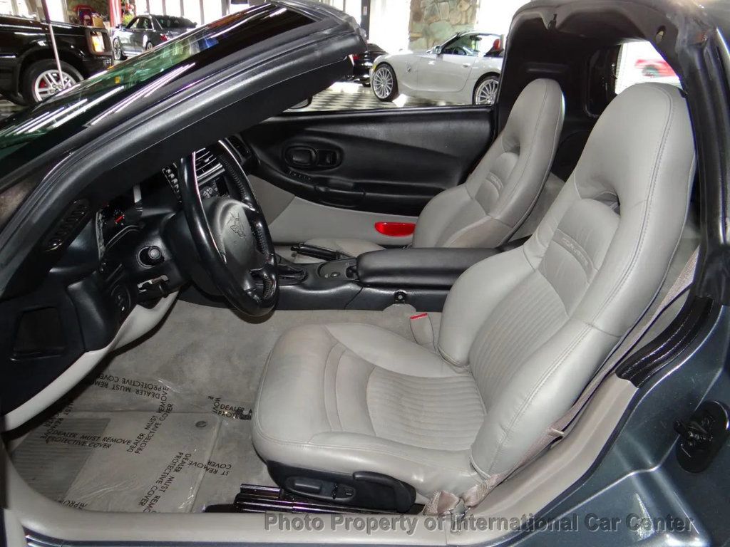 2003 Chevrolet Corvette photo 7