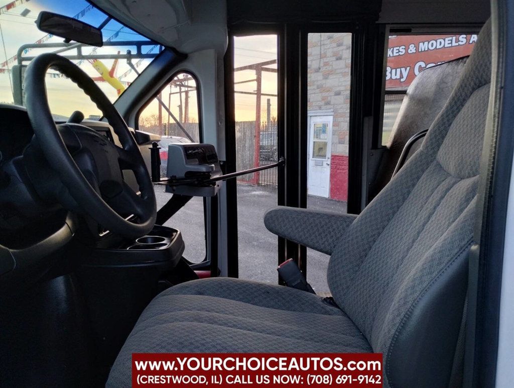 2003 Chevrolet Express Commercial Cutaway 139" WB C6Y - 22770160 - 17