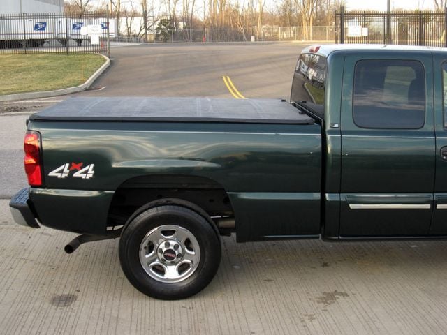 2003 Chevrolet Silverado 1500 Ext Cab 143.5" WB 4WD LS - 22997165 - 10