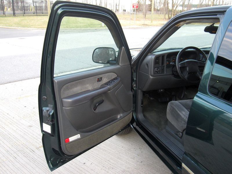 2003 Chevrolet Silverado 1500 Ext Cab 143.5" WB 4WD LS - 22997165 - 17