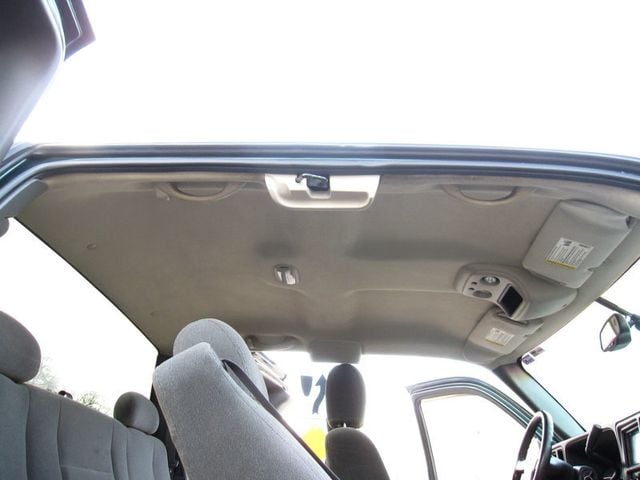 2003 Chevrolet Silverado 1500 Ext Cab 143.5" WB 4WD LS - 22997165 - 30