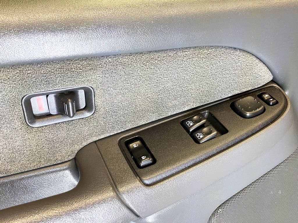 2003 Chevrolet Silverado 1500 Ext Cab 143.5" WB 4WD LS - 22983274 - 15