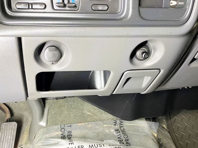 2003 Chevrolet Silverado 1500 Ext Cab 143.5" WB 4WD LS - 22983274 - 28