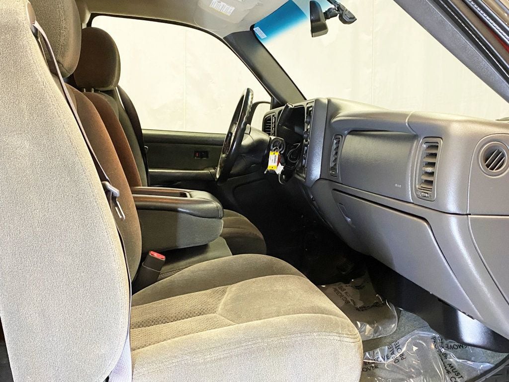 2003 Chevrolet Silverado 1500 Ext Cab 143.5" WB 4WD LS - 22983274 - 34