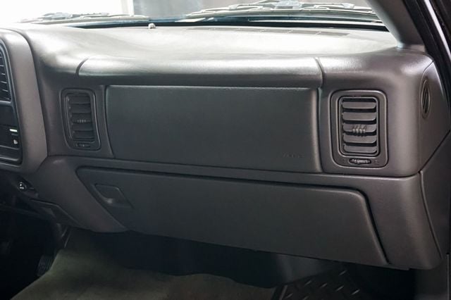 2003 Chevrolet Silverado 1500 *Silverado 1500* *Ext Cab* *4x4* *5.3L V8* *Only 30k Miles* - 23052625 - 63