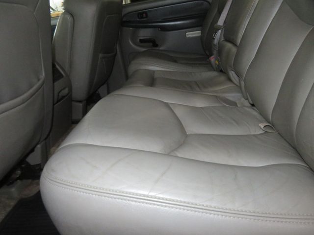 2003 Chevrolet Suburban EXTRA CLEAN SUBURBAN 4X4 LEATHER LOW MILES Z71  - 23023584 - 24