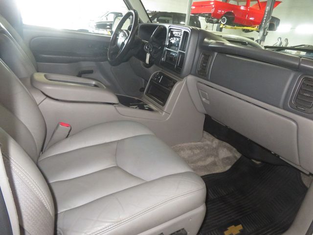 2003 Chevrolet Suburban EXTRA CLEAN SUBURBAN 4X4 LEATHER LOW MILES Z71  - 23023584 - 35