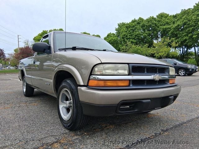 2003 Chevrolet S10 2WD Regular Cab Long Box Base's photo
