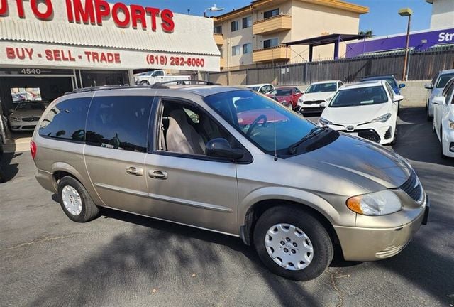 2003 Chrysler Town & Country 4dr FWD - 22666310 - 3