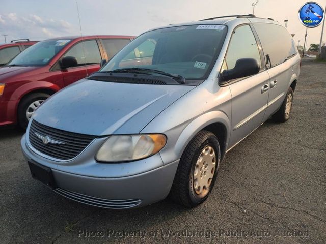 2003 Chrysler Town & Country