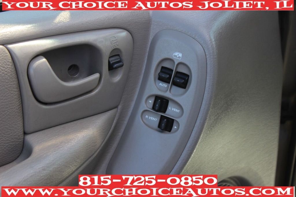 2003 Chrysler Town & Country 4dr LX FWD - 21069272 - 10