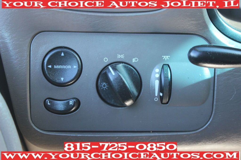 2003 Chrysler Town & Country 4dr LX FWD - 21069272 - 31