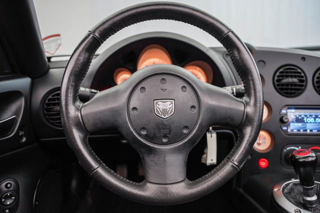 2003 Dodge Viper 2dr SRT-10 Convertible - 23030975 - 37