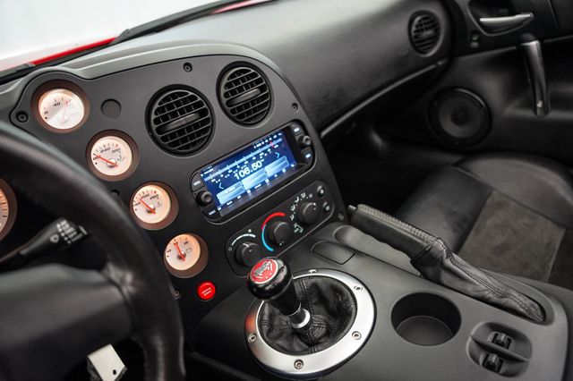 2003 Dodge Viper 2dr SRT-10 Convertible - 23030975 - 38