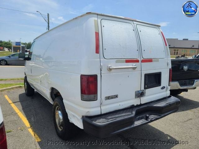 2003 Ford Econoline Cargo Van E-250 - 23037415 - 4