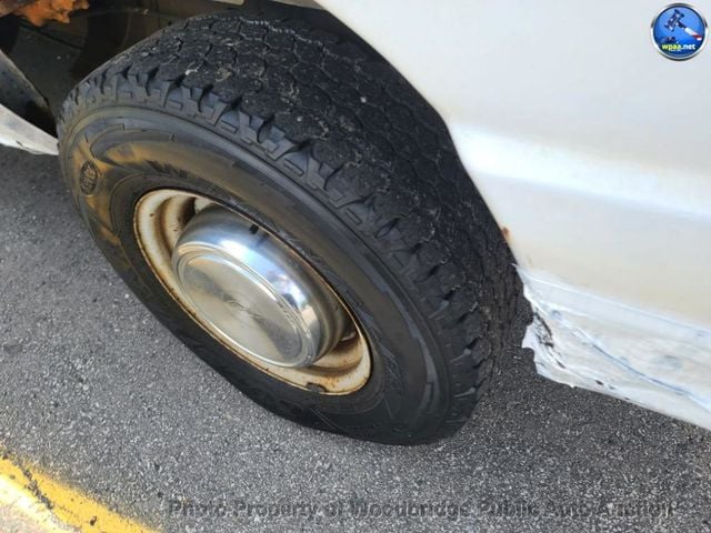 2003 Ford Econoline Cargo Van E-250 - 23037415 - 5