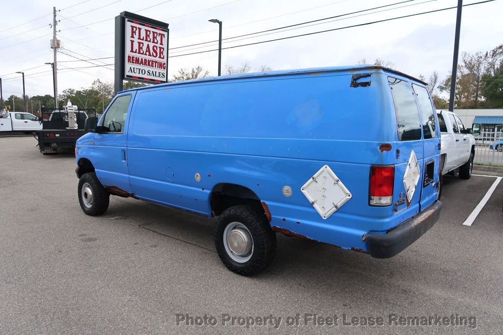 2003 Ford Econoline Cargo Van E350 4WD Quigley Extended Cargo Van - 22678805 - 2