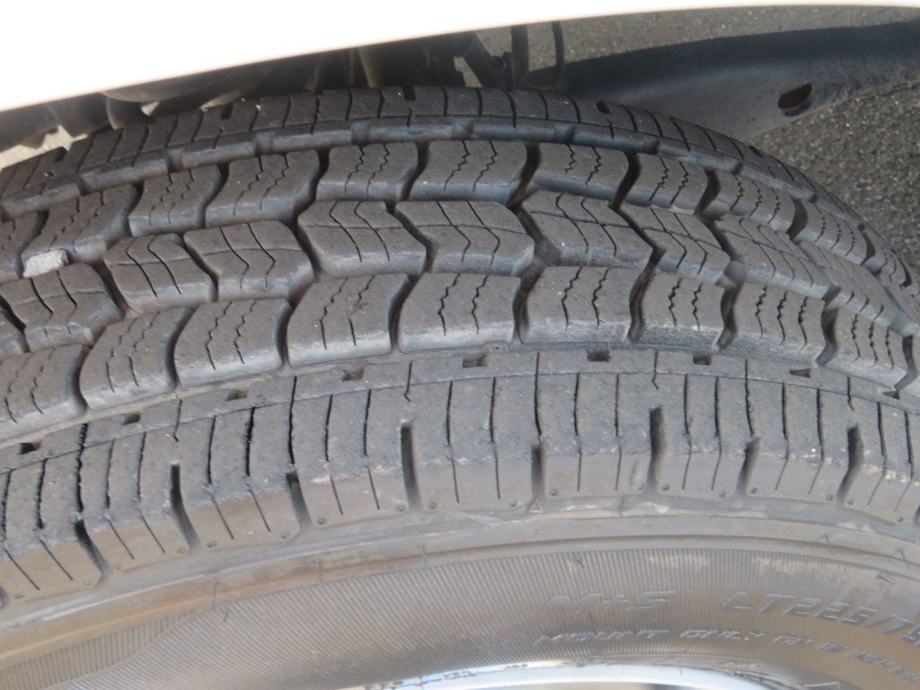 2003 Ford Econoline Wagon ECONOLINE E350 SUPER DUTY 1OWNER AZ 12 PASSENGER VAN LOW MILES  - 22920281 - 14