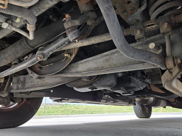 2003 Ford Excursion 137" WB 6.0L XLT - 23021436 - 14