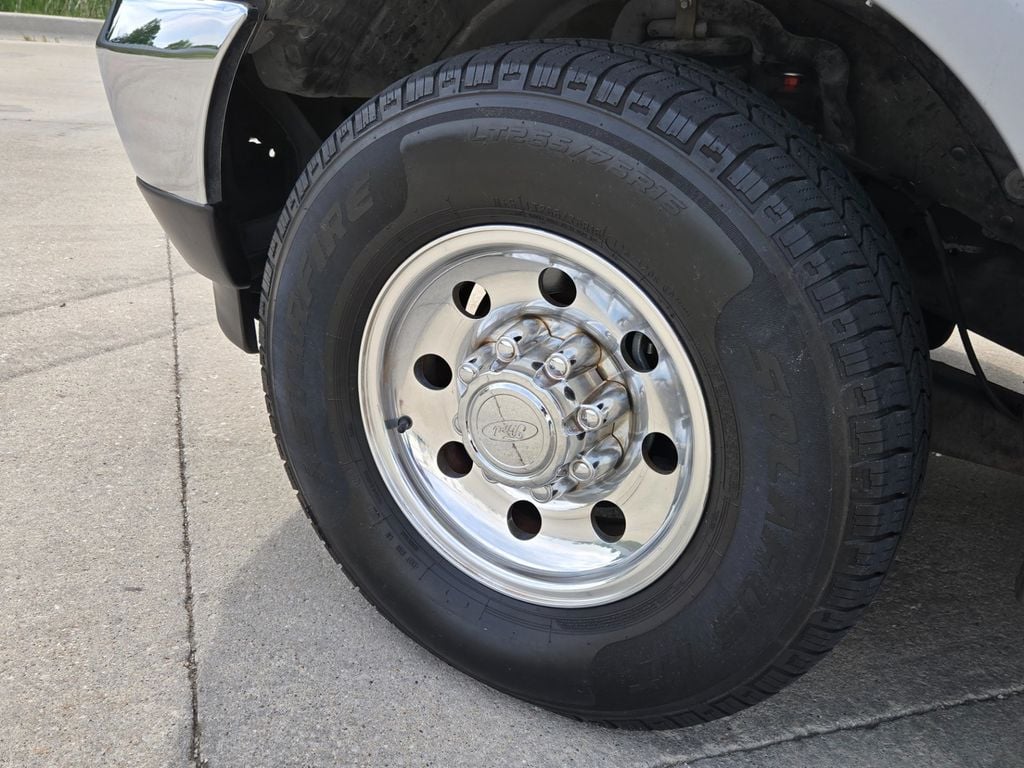 2003 Ford Excursion 137" WB 6.0L XLT - 23021436 - 28