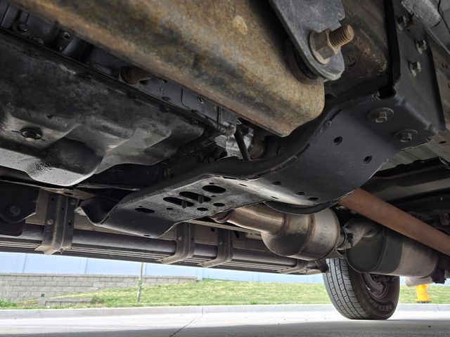 2003 Ford Excursion 137" WB 6.0L XLT - 23021436 - 34
