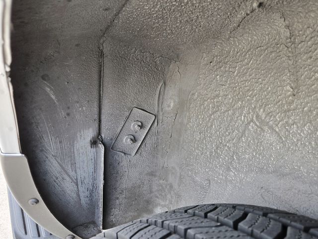 2003 Ford Excursion 137" WB 6.0L XLT - 23021436 - 37