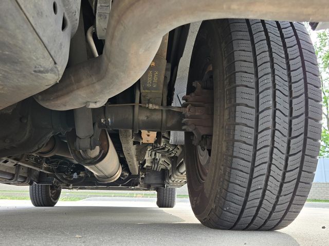 2003 Ford Excursion 137" WB 6.0L XLT - 23021436 - 48