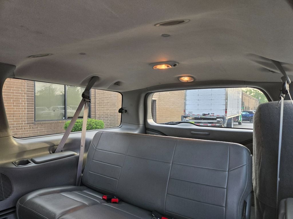 2003 Ford Excursion 137" WB 6.0L XLT - 23021436 - 81