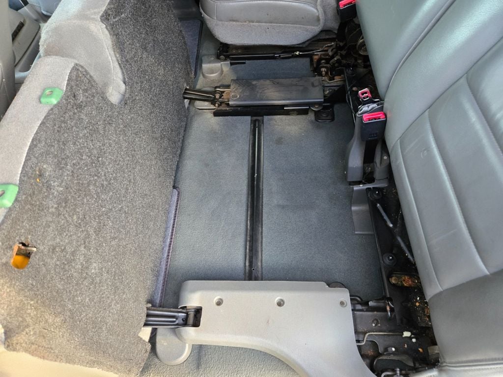 2003 Ford Excursion 137" WB 6.0L XLT - 23021436 - 83