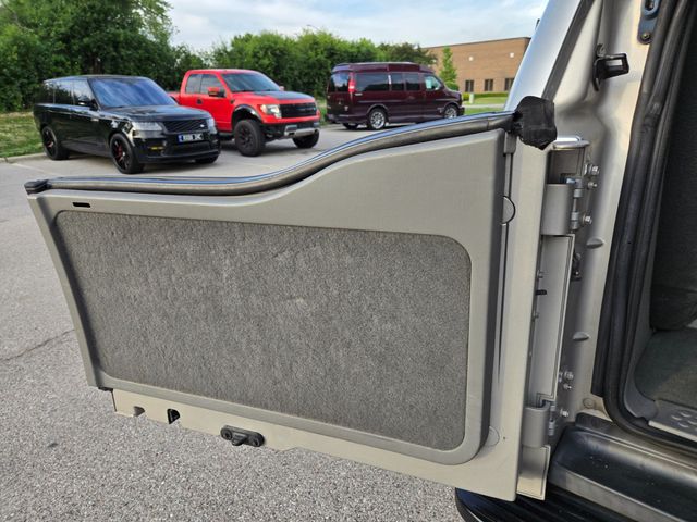 2003 Ford Excursion 137" WB 6.0L XLT - 23021436 - 85