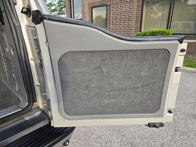 2003 Ford Excursion 137" WB 6.0L XLT - 23021436 - 86