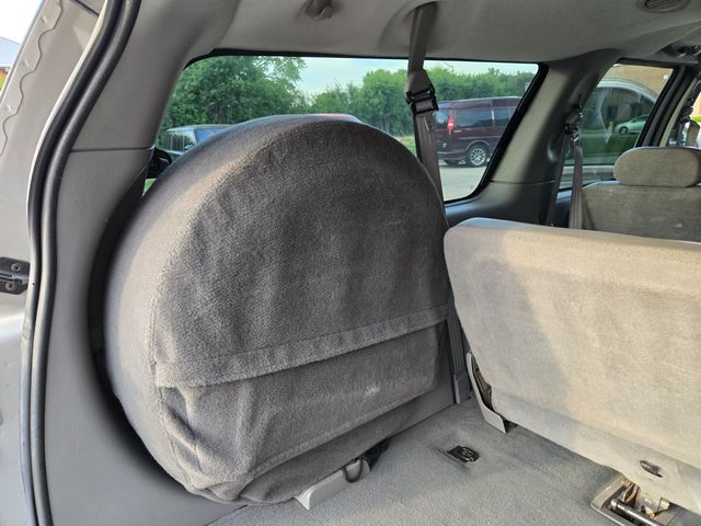 2003 Ford Excursion 137" WB 6.0L XLT - 23021436 - 88