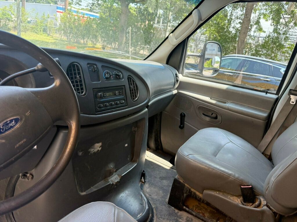 2003 Ford E-350 16 FOOT BOX TRUCK FINANCING AVAILABLE READY TO WORK MANY OTHERS AVAILABLE - 22877744 - 11