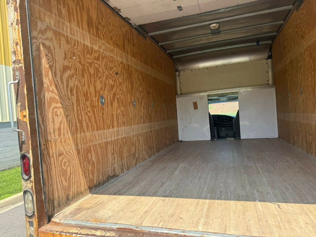 2003 Ford E-350 16 FOOT BOX TRUCK FINANCING AVAILABLE READY TO WORK MANY OTHERS AVAILABLE - 22877744 - 17